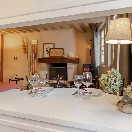 Couleur Corail Peaceful Gem & Shared Yard * オンフルール