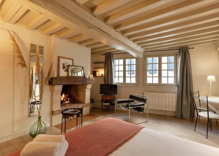 Couleur Corail Peaceful Gem & Shared Yard Apartament *